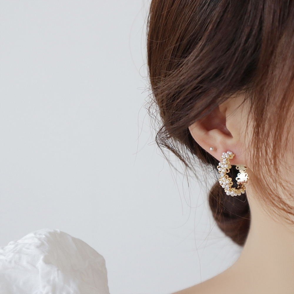 🌼14k gold hoop earrings🌼 - Picture 2 of 4